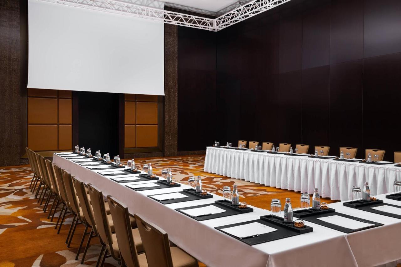 The Ritz-carlton, 5* Almaty